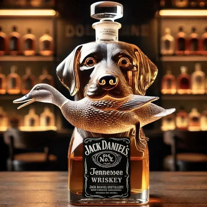 Mia Ottawa - Wild Duck Whisky Flask