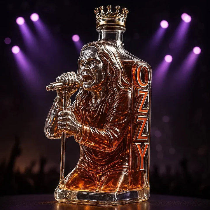 Mia Ottawa - Artistic Whiskey Bottle