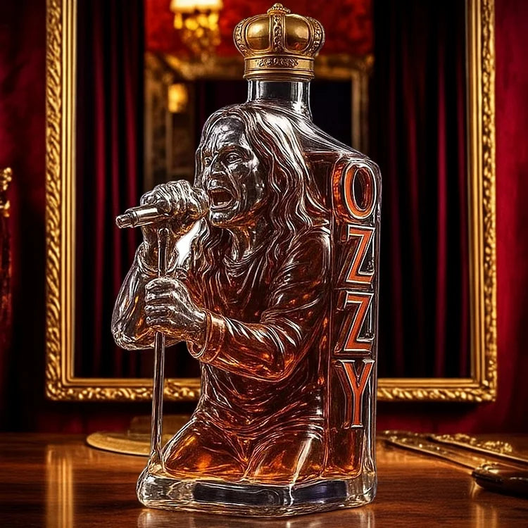 Mia Ottawa - Artistic Whiskey Bottle